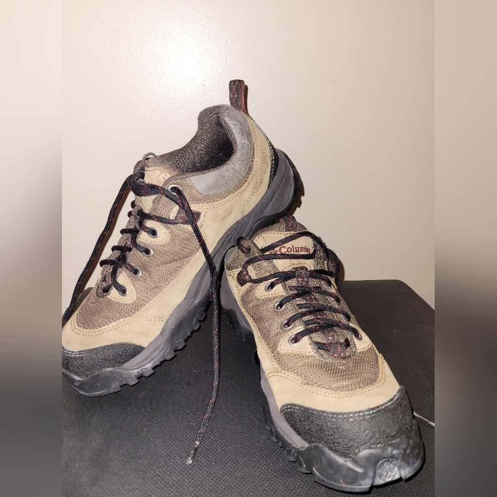 Columbia Men's Traverse Hiking Shoes - Picture 2 of 9